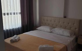 Livia Rooms Permet